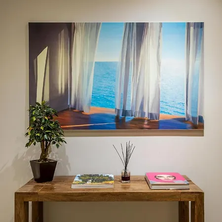 Gemma Preziosa Tra Il Castello Sforzesco Ed Il Duomo Di By Easylife Appartement Milaan